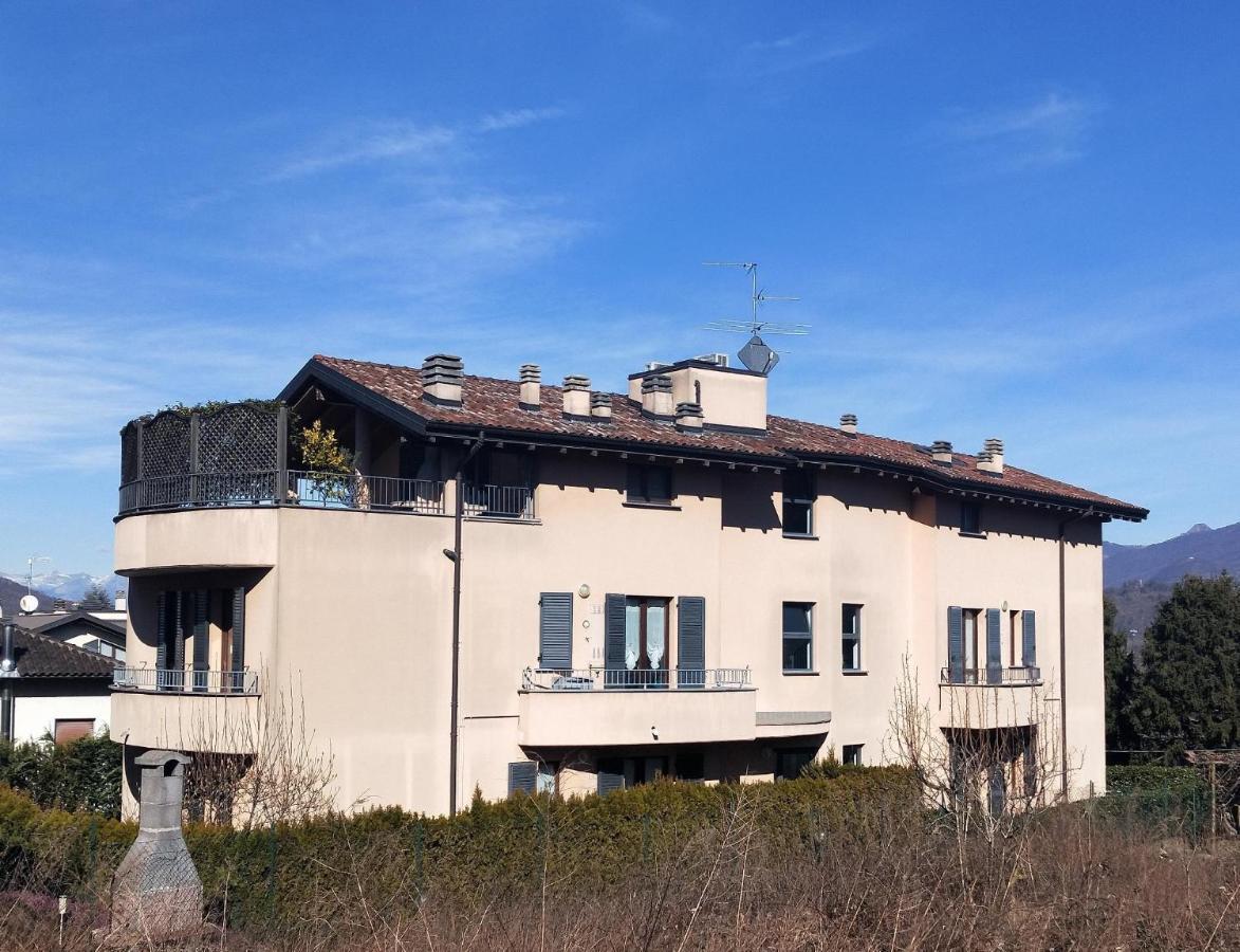 La Casa Del Cuore - Luxury Apartment Olgiate Comasco Экстерьер фото
